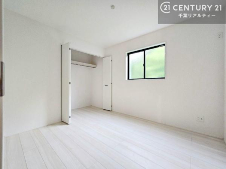 �m�� �V���v���Ƀf�U�C������Ă��邽�߁A�Ƌ��I�т܂���I
���C�ɓ���̉Ƌ��u���Ă��낰���Ԃ���邱�Ƃ��ł��܂��B