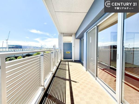 �o���R�j�[ �z������ǍD�ȃo���R�j�[�ł��I���ꂽ���ɂ͐�������n����J���I�Ȏ��Ԃ��y���߂܂��B