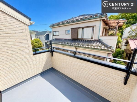 �Z�˂���̒��]�ʐ^ ������������Z��X�ł��I���͂ɂ͍����������Ȃ��A�󂪍L���J����������A�z�������傫���Ղ��邱�Ƃ�����܂���I�C�����̗ǂ������ʂ蔲����X���݂ł��I