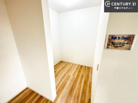 ���[ �E�H�[�N�C���N���[�[�b�g�t���ł��B��������̂��m���Ȃǂ����[���Ă��������ł��ˁI���ɂ���@�������ȂǋG�ߕ��̑傫�ȉƓd�����[�ł��܂��I