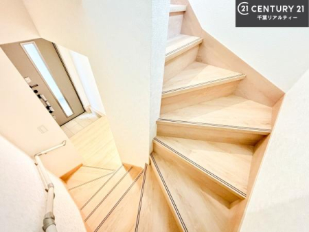 ���̑����� �K�i�͖��邭�萠������Ă��܂��I���q�l�₲�N�z�̕������S���Ă����p�����܂��ˁI
