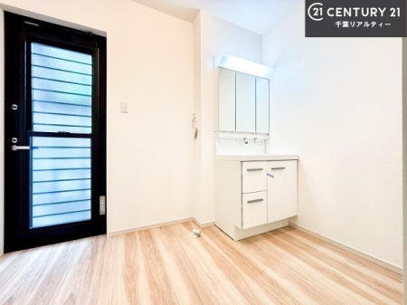 ���ʑ�E���ʏ� �g�Ȃ�𐮂�����ʏ��́A���������厖�ł��I������̐������̂��镵�͋C�����o�I�C�����悭���g�����������܂��B