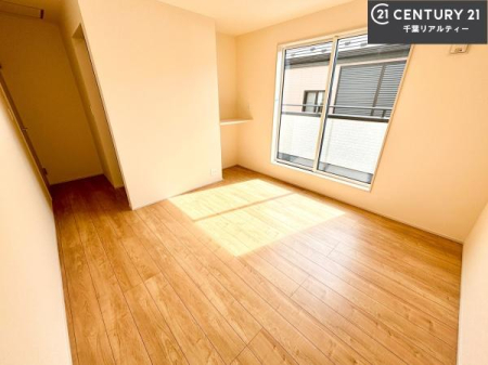 �m�� �o���R�j�[�ɖʂ��Ă���m���ł��B���邭�����肪����A���C����������ł��܂��I���N���āA�O�ɏo�Ĕw�L�т����[�ċz�����ǂ������}������邱�Ƃ��ł��܂��B