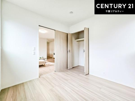 �q������ ���[�͂̂��鋏���ł��B����������������L�X�Ǝg���ċC�������ǂ��ł��I
�L���C�Ȗ��邢�������ŉ߂����̂́A�X�ɂ̂�т�������ł��܂��ˁI