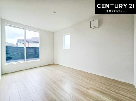 �Q�� �o���R�j�[�ɖʂ��Ă���m���ł��B���邭�����肪����A���C����������ł��܂��I���N���āA�O�ɏo�Ĕw�L�т����[�ċz�����ǂ������}������邱�Ƃ��ł��܂��B