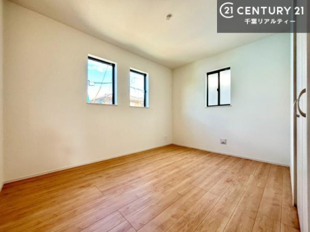 �q������ �|���o�������Ȃ��������́A���q�l�̂������Ƃ��Ă����S�ł��I
���[�X�y�[�X���[�����Ă���̂ŎU�炩�������������T�b�ƕЕt�����܂��I