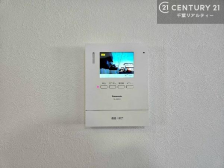 ���̑� TV���j�^�[�t�C���^�[�t�H���������B���K�҂̊���m�F���Ă���Ή��ł��邽�߁A�h�Ɩʂɂ��z�����ꂽ���S�̐ݔ��ł��B