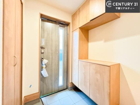 ���� ���ċA���Ă��Ă��A�������܁I�����������Ȃ�A�D�����}������Ă�����ԂɂȂ��Ă��܂��B
���邭��������錺�ւł��I
