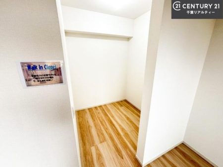 ���[ �E�H�[�N�C���N���[�[�b�g�t���ł��B��������̂��m���Ȃǂ����[���Ă��������ł��ˁI���ɂ���@�������ȂǋG�ߕ��̑傫�ȉƓd�����[�ł��܂��I