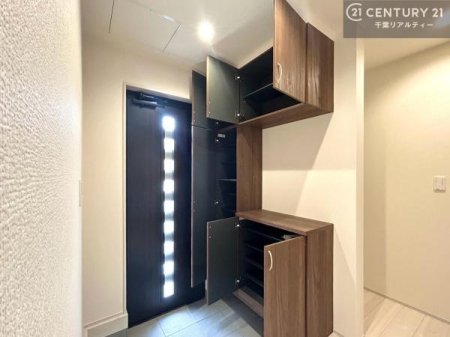 ���� ���֎��[���[�����Ă���̂ŁA���֎��肪�X�b�L���Еt�����q���ɂ��C�̒u����ɍ���܂���I