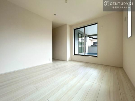 �Q�� �o���R�j�[�ɖʂ��Ă���m���ł��B���邭�����肪����A���C����������ł��܂��I���N���āA�O�ɏo�Ĕw�L�т����[�ċz�����ǂ������}������邱�Ƃ��ł��܂��B