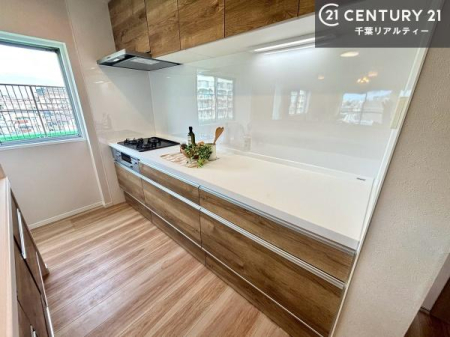 �L�b�`�� ���[�X�y�[�X���L�x�ŁA�����X�y�[�X���X�b�L���ƕЕt���Ђ�`�����p�ł��܂��I
���K�ɍ�Ƃ��ł��A�Ǝ��̌����A�b�v�I�����̗���������܂��I