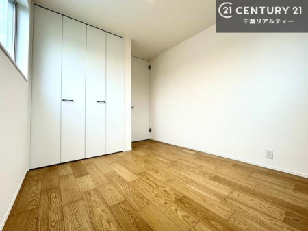 �q������ ���[�͂̂��鋏���ł��B����������������L�X�Ǝg���ċC�������ǂ��ł��I
�L���C�Ȗ��邢�������ŉ߂����̂́A�X�ɂ̂�т�������ł��܂��ˁI