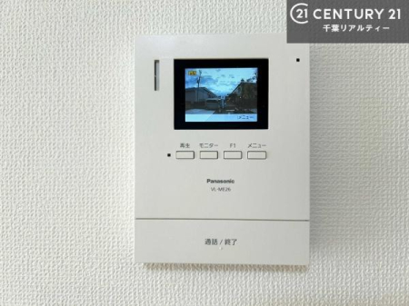 ���̑� TV���j�^�[�t�C���^�[�t�H���������B���K�҂̊���m�F���Ă���Ή��ł��邽�߁A�h�Ɩʂɂ��z�����ꂽ���S�̐ݔ��ł��B