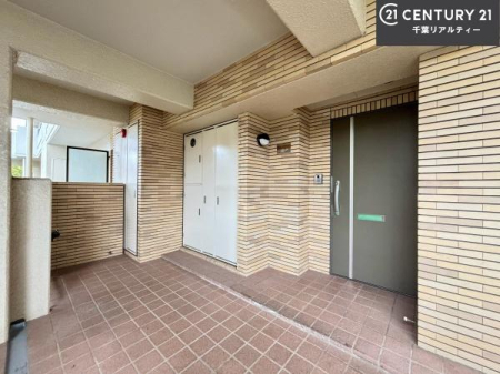 ���̑� �u���̕����C�ɂȂ�I�v�u�������Ăǂ�ȏ��H�v�u�����Əڂ����m�肽���I�v�Ǝv������A���C�y�ɂ����k���������B