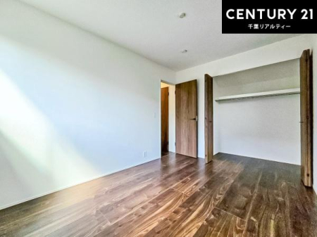 �q������ ���[�͂̂��鋏���ł��B����������������L�X�Ǝg���ċC�������ǂ��ł��I
�L���C�Ȗ��邢�������ŉ߂����̂́A�X�ɂ̂�т�������ł��܂��ˁI