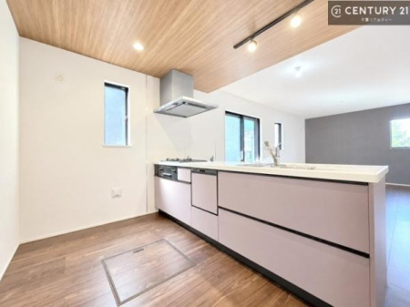 �L�b�`�� ��Ƃ肠�钲���X�y�[�X�ō�Ƃ����₷�����K�ȃL�b�`���ł��I
���q�l�ƈꏏ�ɂ��َq������y���߂�L�X�X�y�[�X�ł��B�y�����������ԂɂȂ肻���ł��ˁI