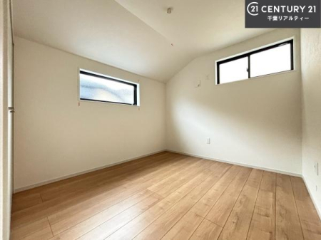 �q������ �|���o�������Ȃ��������́A���q�l�̂������Ƃ��Ă����S�ł��I
���[�X�y�[�X���[�����Ă���̂ŎU�炩�������������T�b�ƕЕt�����܂��I