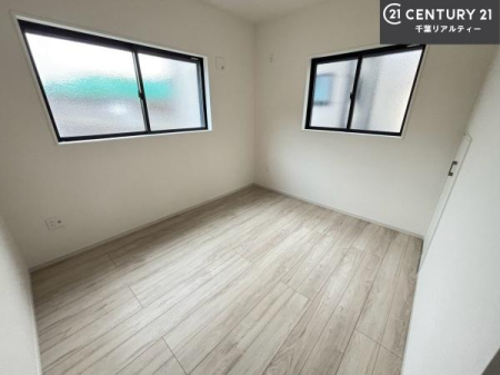 �m�� 2�ʍ̌����m�ۂ������邢�����́A���ʂ����ǂ���ϋ��S�n�̗ǂ���ԂƂȂ��Ă���܂��B�����b�N�X���ĉ߂�����S�n�̗ǂ��������ł��I
