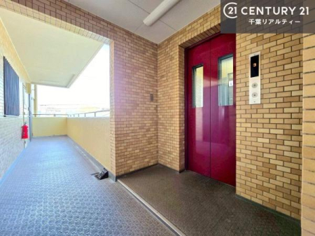 ���̑����p�� �G���x�[�^�[�����ŁA���X�̈ړ������K�B
�����̓��₨�ו��̑������ł��A�X���[�Y�ɂ��A��������܂��I