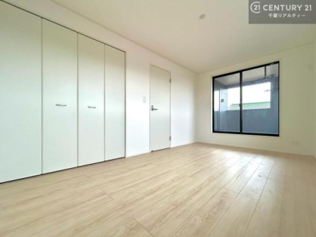 �Q�� �o���R�j�[�ɖʂ��Ă���m���ł��B���邭�����肪����A���C����������ł��܂��I���N���āA�O�ɏo�Ĕw�L�т����[�ċz�����ǂ������}������邱�Ƃ��ł��܂��B