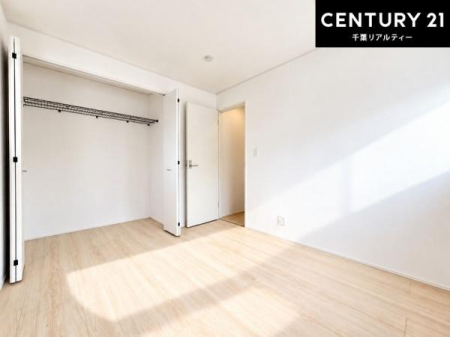 �q������ ���[�͂̂��鋏���ł��B����������������L�X�Ǝg���ċC�������ǂ��ł��I
�L���C�Ȗ��邢�������ŉ߂����̂́A�X�ɂ̂�т�������ł��܂��ˁI