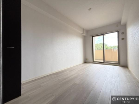 �m�� �g������̗ǂ��m���́A�Ƌ��C���e���A��z�u���₷���A���Ƒ����ꂼ��̋����Ƃ��Ċ��p�ł��܂��B������������ԂŁA�v���C�x�[�g�Ȏ��Ԃ��������߂����邨�����ł��B