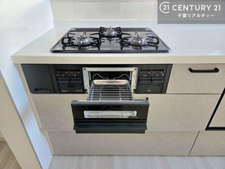 �L�b�`�� �R�����͎O������̂ł������̓����i�s���ł��܂��B
�������O�����t���ł��B�����X�y�[�X���L�X���Ă���׍�Ƃ����₷���I�g�����肪�ǂ��V�X�e���L�b�`���ł��I