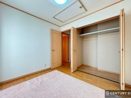 �q������ ���[�͂̂��鋏���ł��B����������������L�X�Ǝg���ċC�������ǂ��ł��I
�L���C�Ȗ��邢�������ŉ߂����̂́A�X�ɂ̂�т�������ł��܂��ˁI