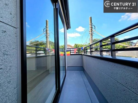 �o���R�j�[ �z������ǍD�ȃo���R�j�[�ł��I���ꂽ���ɂ͐�������n����J���I�Ȏ��Ԃ��y���߂܂��B
