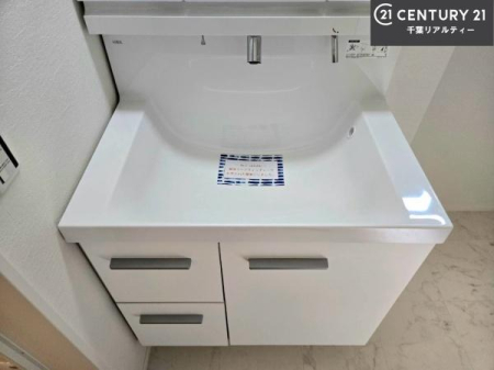 ���ʑ�E���ʏ� �[�����ʑ�{�E���́A�������˂ɂ����̂ł�����ꂪ�y�X�I���������ۂĂ܂��I
�L���C�Ȑ��ʏ��Ŏ��������̃��`�x�[�V�������オ��܂��ˁI