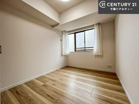 �q������ �|���o�������Ȃ��������́A���q�l�̂������Ƃ��Ă����S�ł��I
���[�X�y�[�X���[�����Ă���̂ŎU�炩�������������T�b�ƕЕt�����܂��I