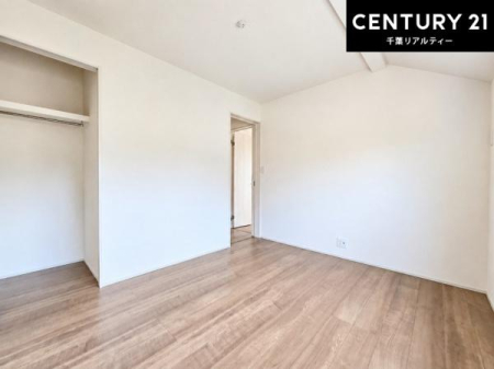 �q������ ���[�͂̂��鋏���ł��B����������������L�X�Ǝg���ċC�������ǂ��ł��I
�L���C�Ȗ��邢�������ŉ߂����̂́A�X�ɂ̂�т�������ł��܂��ˁI