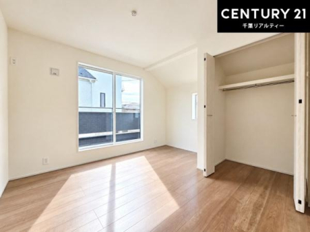 �Q�� �o���R�j�[�ɖʂ��Ă���m���ł��B���邭�����肪����A���C����������ł��܂��I���N���āA�O�ɏo�Ĕw�L�т����[�ċz�����ǂ������}������邱�Ƃ��ł��܂��B