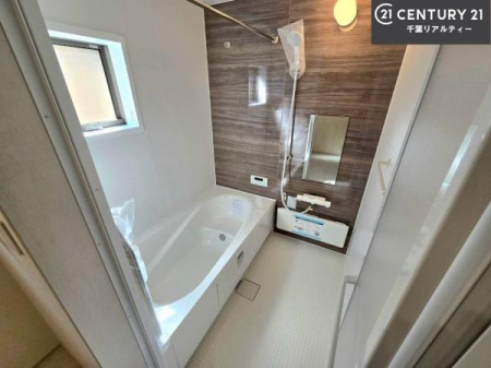 ���� 1���̔�����������Ɩ����Ă���闁���ł��B
�������̑f�G�ȃ����N�[�[�V�����ꏊ�ł��I