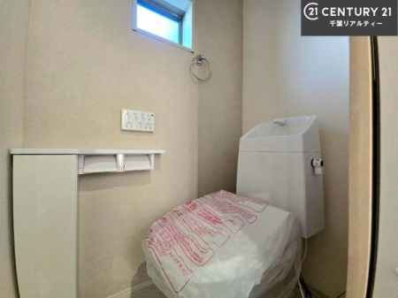 �g�C�� �������֍��ɂ��A�~��͕֍����g�����ł���̂ŗ₽���֍��ɍ��炸�ɍςފ������d�l�ł��I