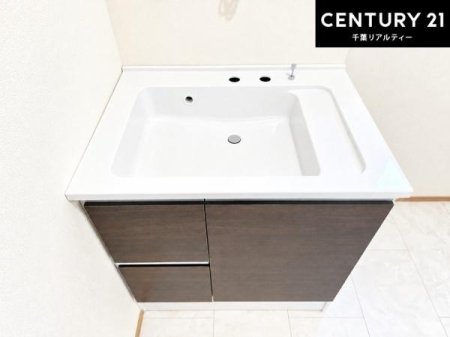 ���ʑ�E���ʏ� �[�����ʑ�{�E���́A�������˂ɂ����̂ł�����ꂪ�y�X�I���������ۂĂ܂��I
�L���C�Ȑ��ʏ��Ŏ��������̃��`�x�[�V�������オ��܂��ˁI