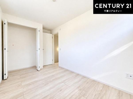 ���r���O�ȊO�̋��� ���邭���ʂ��̗ǂ������ł��B�u�V���v���v�Ƀf�U�C�����ꂽ�����B���R�x�������̂ŉƋ�⃌�C�A�E�g�ł��D�݂̋�Ԃ�n��グ���܂��B�����x�A���n�ɂĂ��m�F���������B