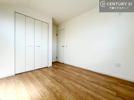 �m�� �V���v���Ƀf�U�C������Ă��邽�߁A�Ƌ��I�т܂���I
���C�ɓ���̉Ƌ��u���Ă��낰���Ԃ���邱�Ƃ��ł��܂��B�i�{�H��j

