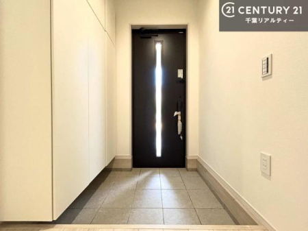 ���� �V���[�Y�{�b�N�X�t���Ȃ̂ŁA���ւ��Еt�����|�������₷���ł��I
�X�b�L���������ւŌ˂��J�����u�ԁA�������̂���S�n������Ԃ��o�}���Ă���܂��B