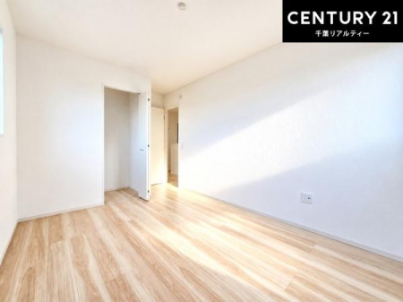 �q������ ���[�͂̂��鋏���ł��B����������������L�X�Ǝg���ċC�������ǂ��ł��I
�L���C�Ȗ��邢�������ŉ߂����̂́A�X�ɂ̂�т�������ł��܂��ˁI