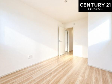 �q������ ���[�͂̂��鋏���ł��B����������������L�X�Ǝg���ċC�������ǂ��ł��I
�L���C�Ȗ��邢�������ŉ߂����̂́A�X�ɂ̂�т�������ł��܂��ˁI