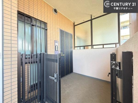 ���̑� �u���̕����C�ɂȂ�I�v�u�������Ăǂ�ȏ��H�v�u�����Əڂ����m�肽���I�v�Ǝv������A���C�y�ɂ����k���������B