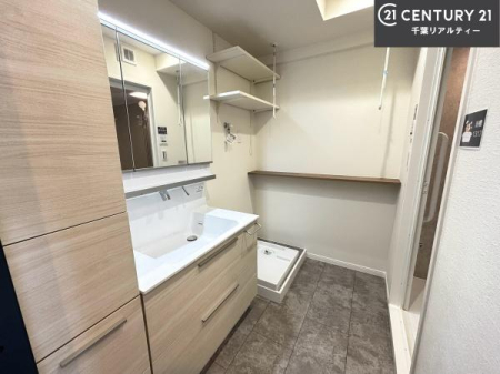 ���ʑ�E���ʏ� �g�Ȃ�𐮂�����ʏ��́A���������厖�ł��I������̐������̂��镵�͋C�����o�I�C�����悭���g�����������܂��B