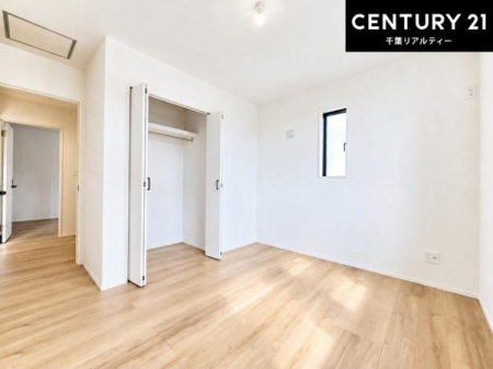 �q������ ���[�͂̂��鋏���ł��B����������������L�X�Ǝg���ċC�������ǂ��ł��I
�L���C�Ȗ��邢�������ŉ߂����̂́A�X�ɂ̂�т�������ł��܂��ˁI