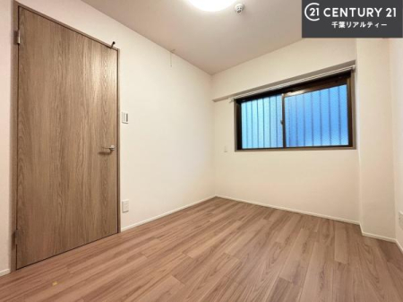 �q������ ���q���܂̋����Ƃ��Ă��������߂̗m���B�x�b�h��w�K���Ȃǂ�z�u���₷���A���q���܂����������̎��Ԃ��߂�����v���C�x�[�g��ԂƂ��Ă��g�����������܂��B