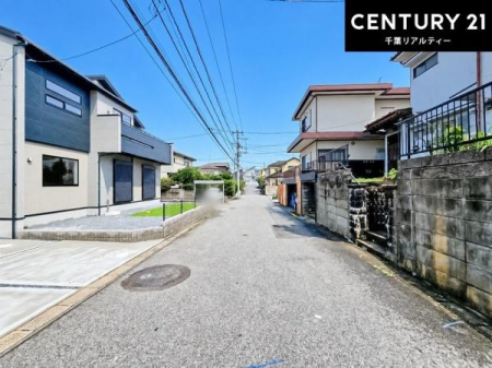 �O�ʓ��H�܂ތ��n�ʐ^ ���ӊ���A���q�l�̂���]�ɍ������������ꏏ�ɂ��ē���v���܂��B�Z��[���A�h�o�C�U�[�ɂ�邲���k������܂��B���Ђ͂��₢���킹�ɑ��Ή����܂��I���҂������܂���I