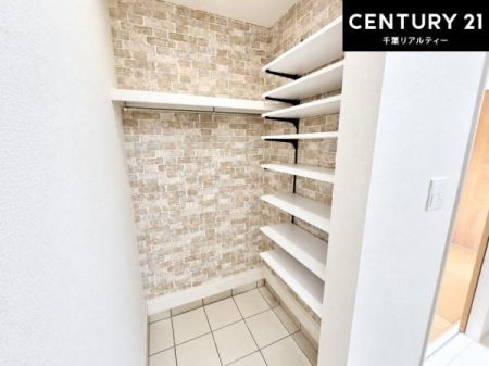 ���[ ���֎��[���[�����Ă���̂ŁA���֎��肪�X�b�L���Еt�����q���ɂ��C�̒u����ɍ���܂���I