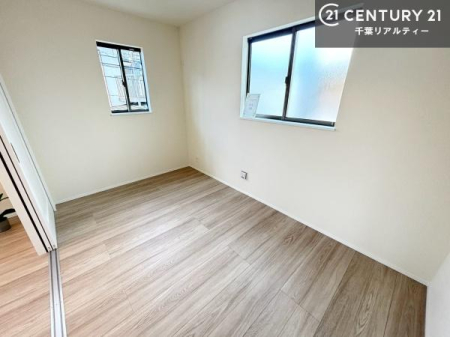 �q������ ���r���O�Ɨאڂ����m���I�e�䂳��͖ڂ��͂��₷����Ƃ����Ȃ���ł����q�l������邪�ł���̂ň��S�I���[�X�y�[�X���t���Ă���̂ł��Еt�����y�X�I