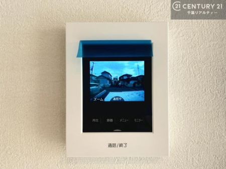 ���̑� TV���j�^�[�t�C���^�[�t�H���������B���K�҂̊���m�F���Ă���Ή��ł��邽�߁A�h�Ɩʂɂ��z�����ꂽ���S�̐ݔ��ł��B